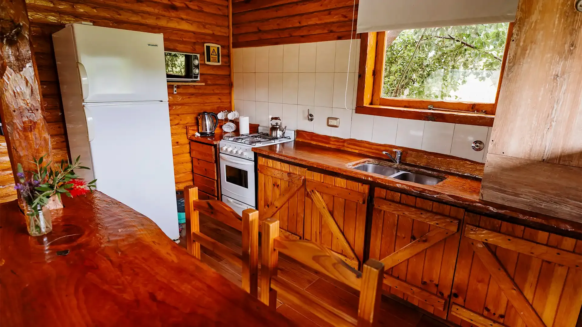 Interior de la Cabaña Alce en Valle de los Ciervos, Tandil
