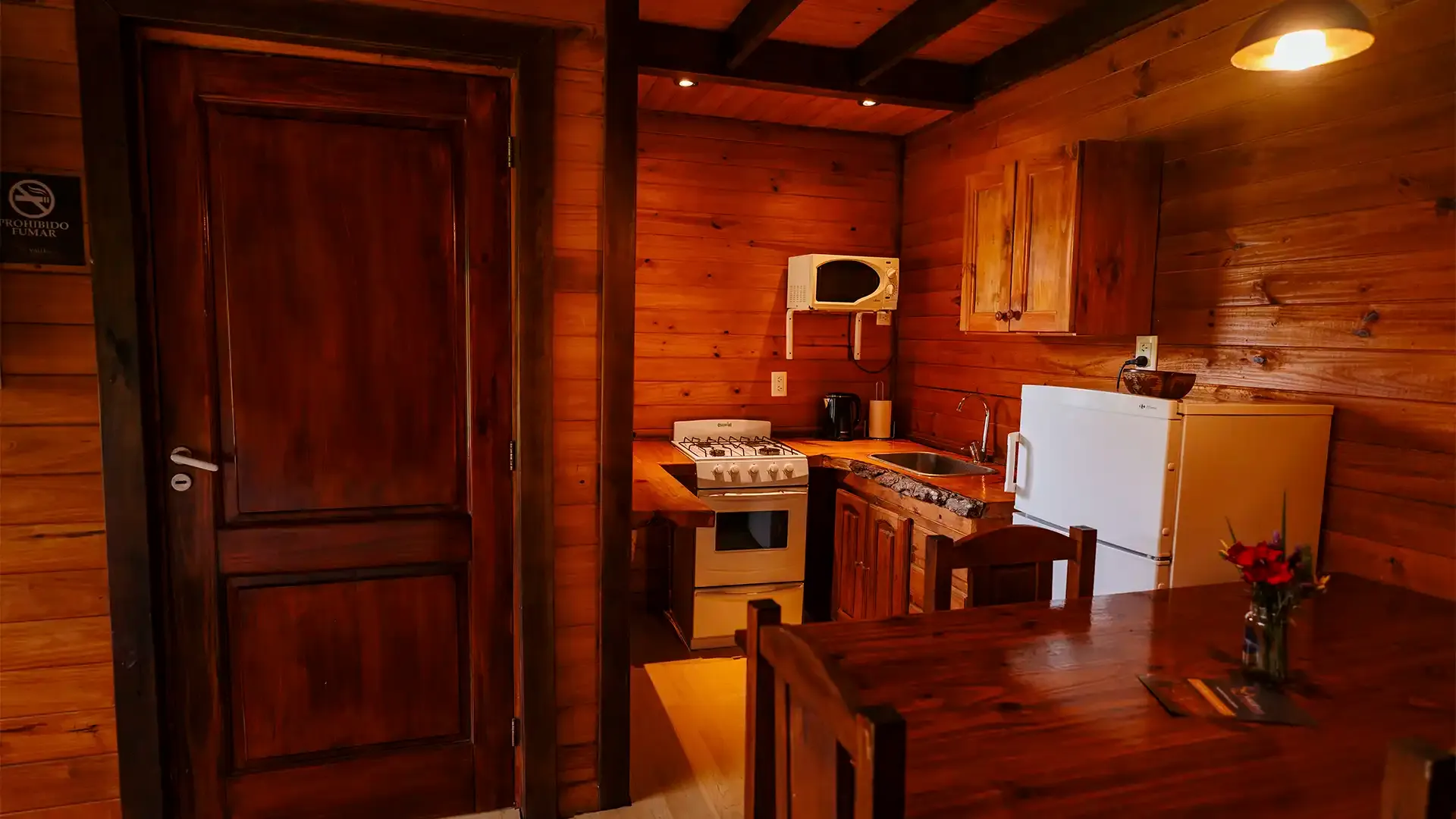 Interior de la Cabaña Superior en Valle de los Ciervos, Tandil